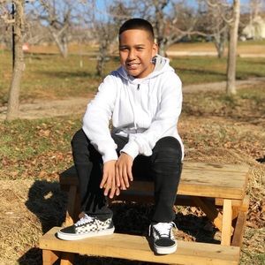 Meet your Posher, Isaac